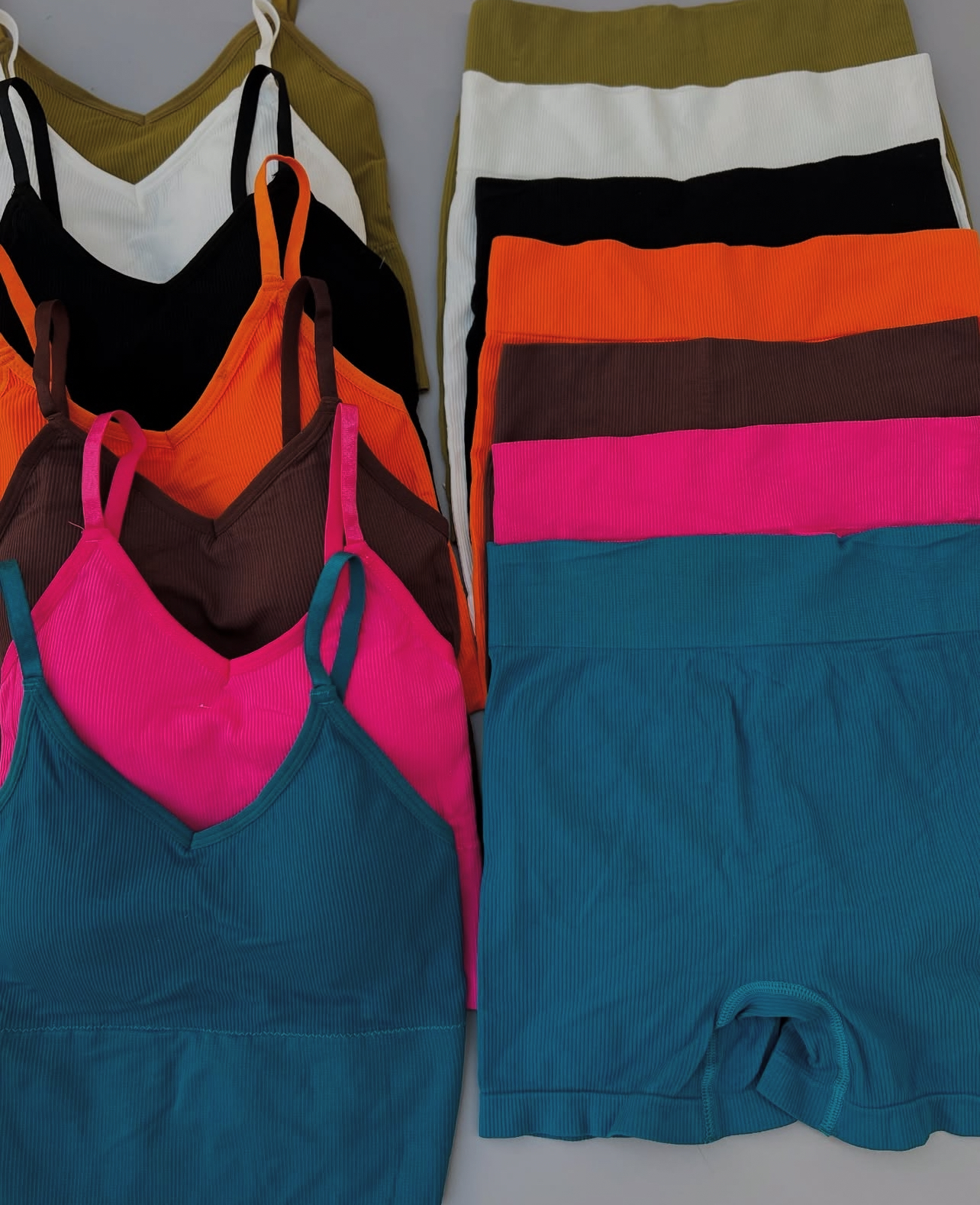 ست نیمتنه شورتک پشت بندی